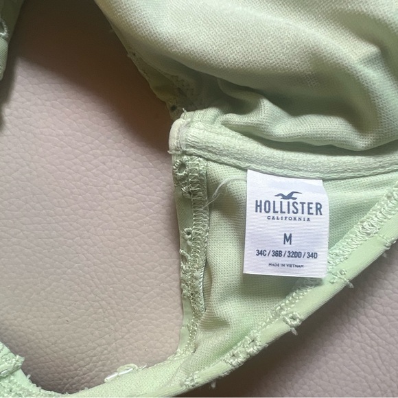 Hollister bikini - Picture 3 of 4